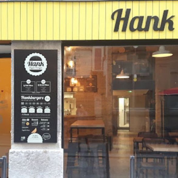 Hank Burger Lyon Opera